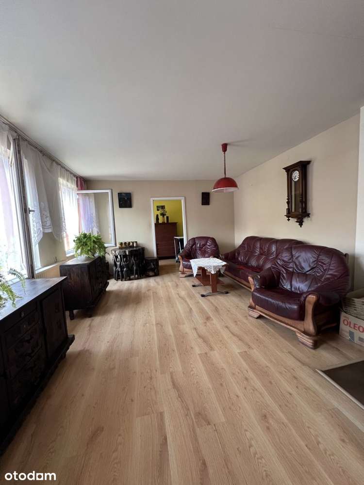 Dom w centrum Żywca z powierzchniami sklepowymi-9