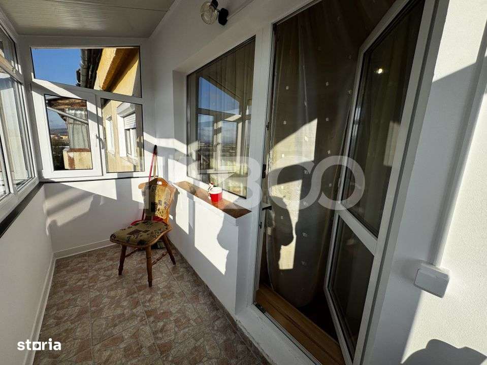 Apartament renovat complet 2 camere 2 balcoane decomandat Sibiu - Imagine principală: 5/15