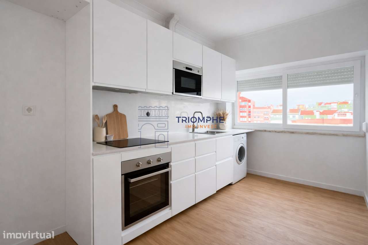 Apartamento T2 Totalmente Renovado com Arrecadação - Grande imagem: 3/21
