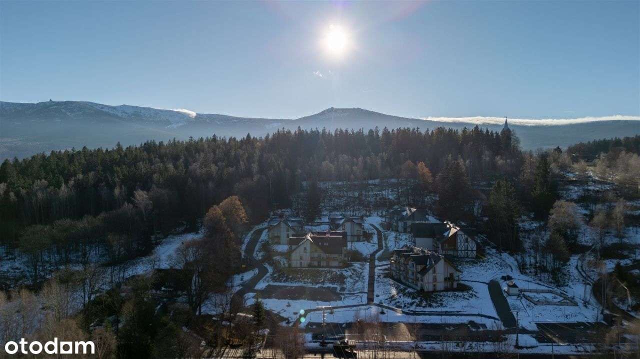 Kameralny lokal z dwiema sypialniami-12