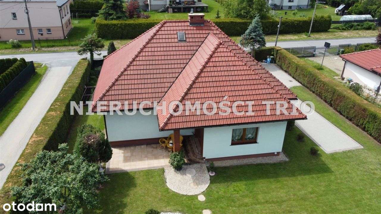 Komfortowy dom z ogrodem-11