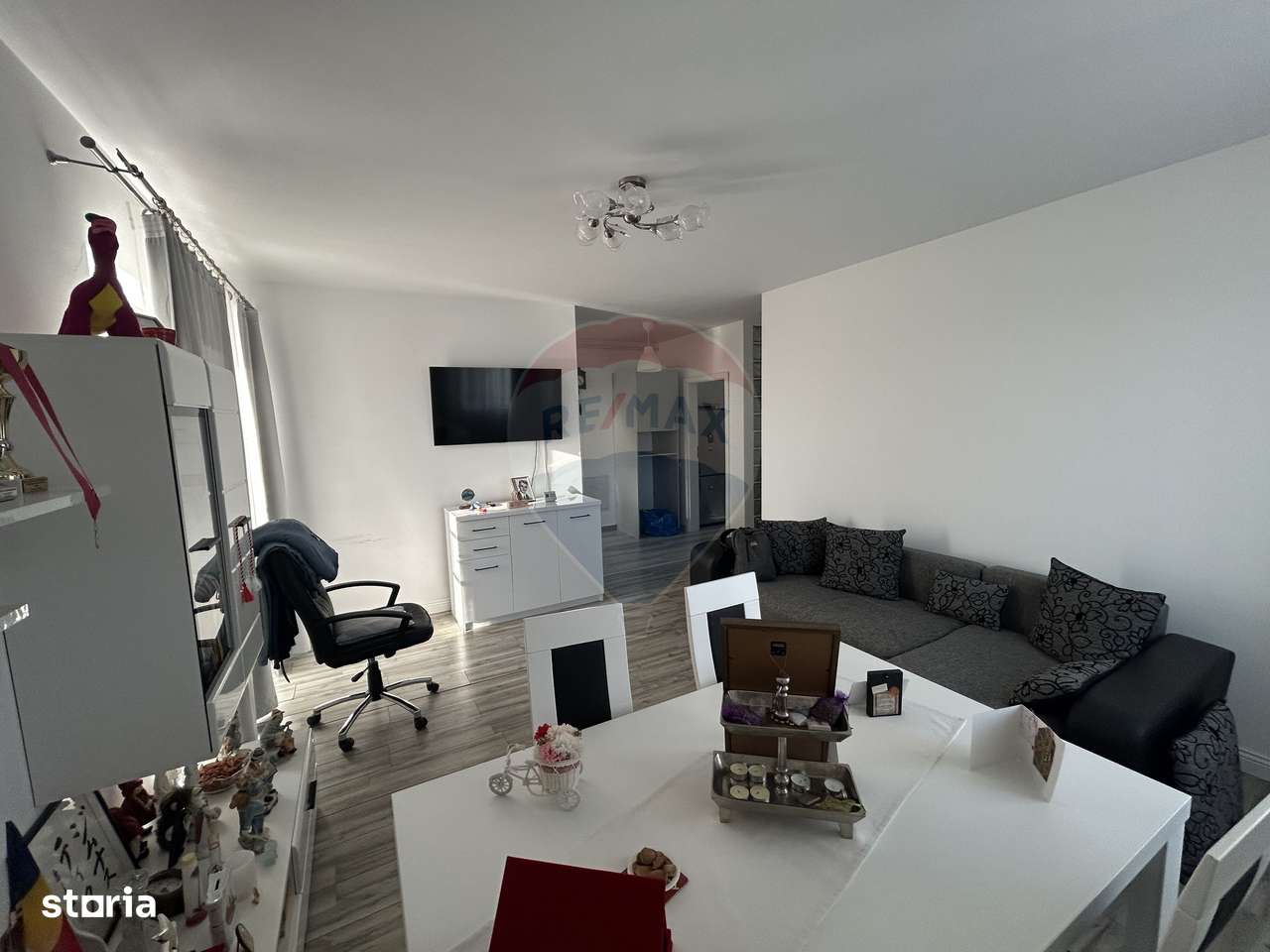 Apartament cu 2 camere, parcare de închiriat în zona Independentei - Imagine principală: 5/11