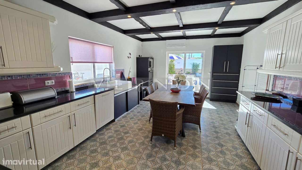 Algarve, Carvoeiro para venda, moradia T4 com piscina, localizado nas - Grande imagem: 2/49