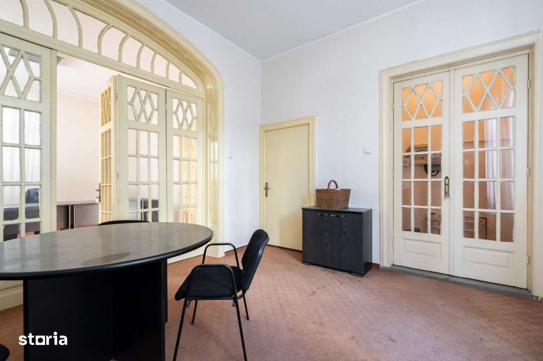 Vila 16 Camere de vanzare Unirii Primaria Sector 3-16