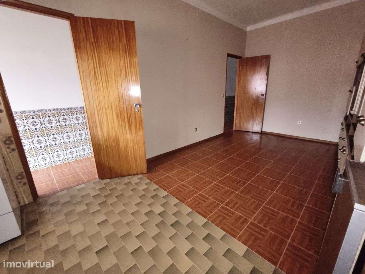 Moradia duplex em Valado dos Frades – excelente para investimento-11