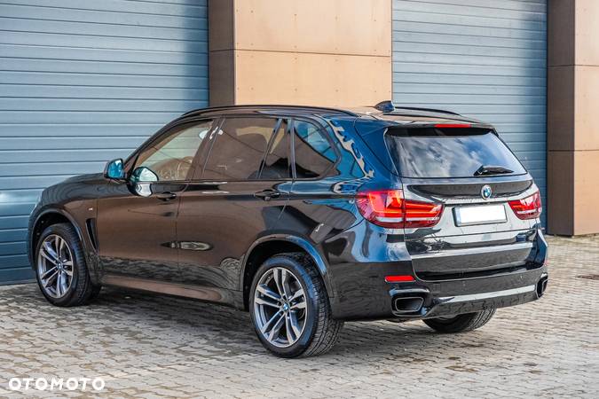 BMW X5 M M50d - 13