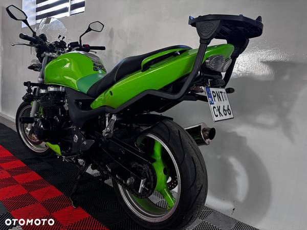 Kawasaki ZR - 4