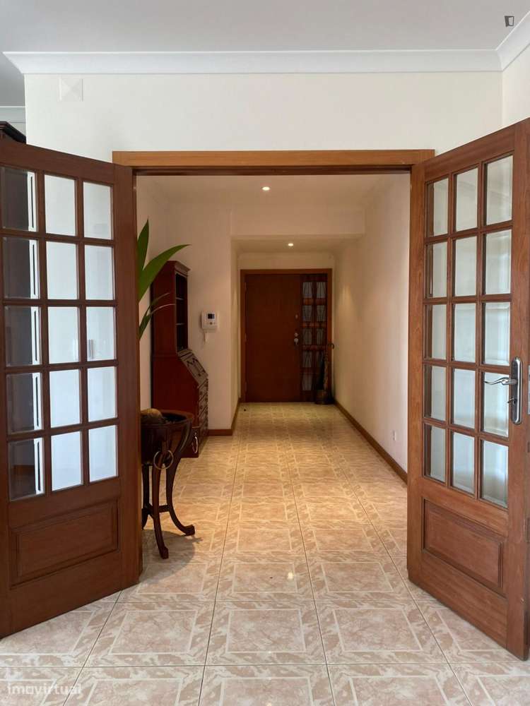 Apartamento com 3 quartos - localizado em Mafamude Vila nova de gaia - Grande imagem: 2/9
