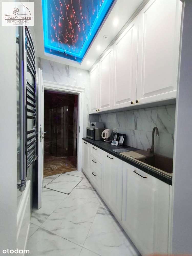 Dwa lokale na sprzedaż Centrum Świecia-4