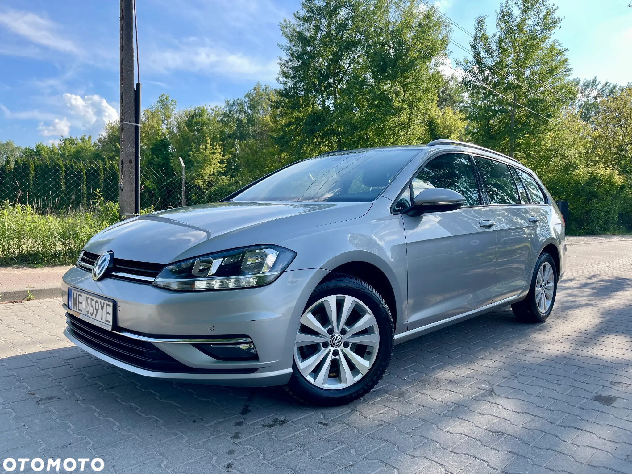 Volkswagen Golf VII 1.6 TDI BMT Comfortline - 2