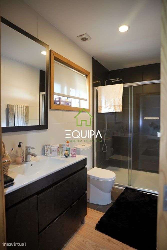 MORADIA ISOLADA T3+T2-14