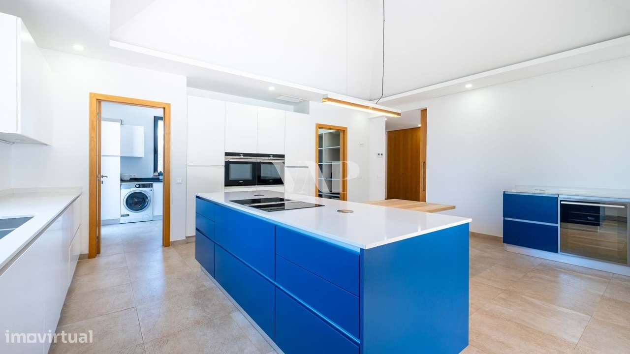 Moradia V4  moderna e requintada em Loulé - Grande imagem: 4/55
