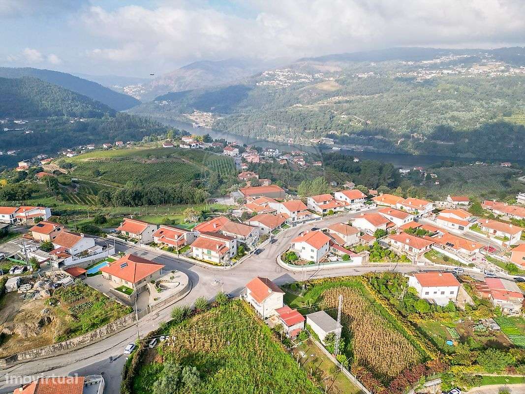 Moradia T3 para venda-30