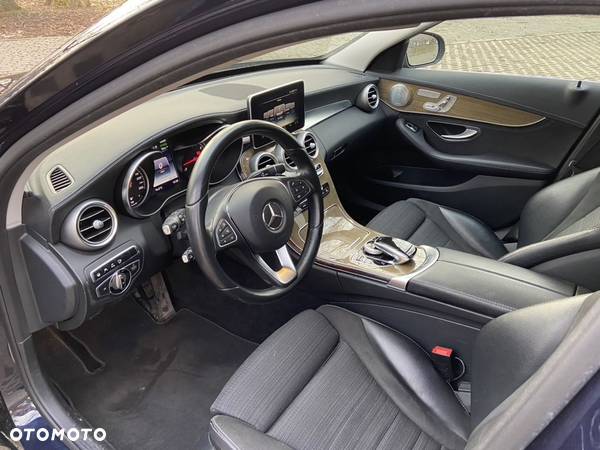 Mercedes-Benz Klasa C 350 e T 7G-TRONIC Exclusive - 16