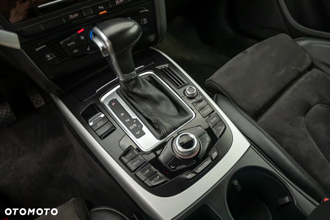 Audi A4 Allroad 2.0 TDI Quattro S tronic - 23