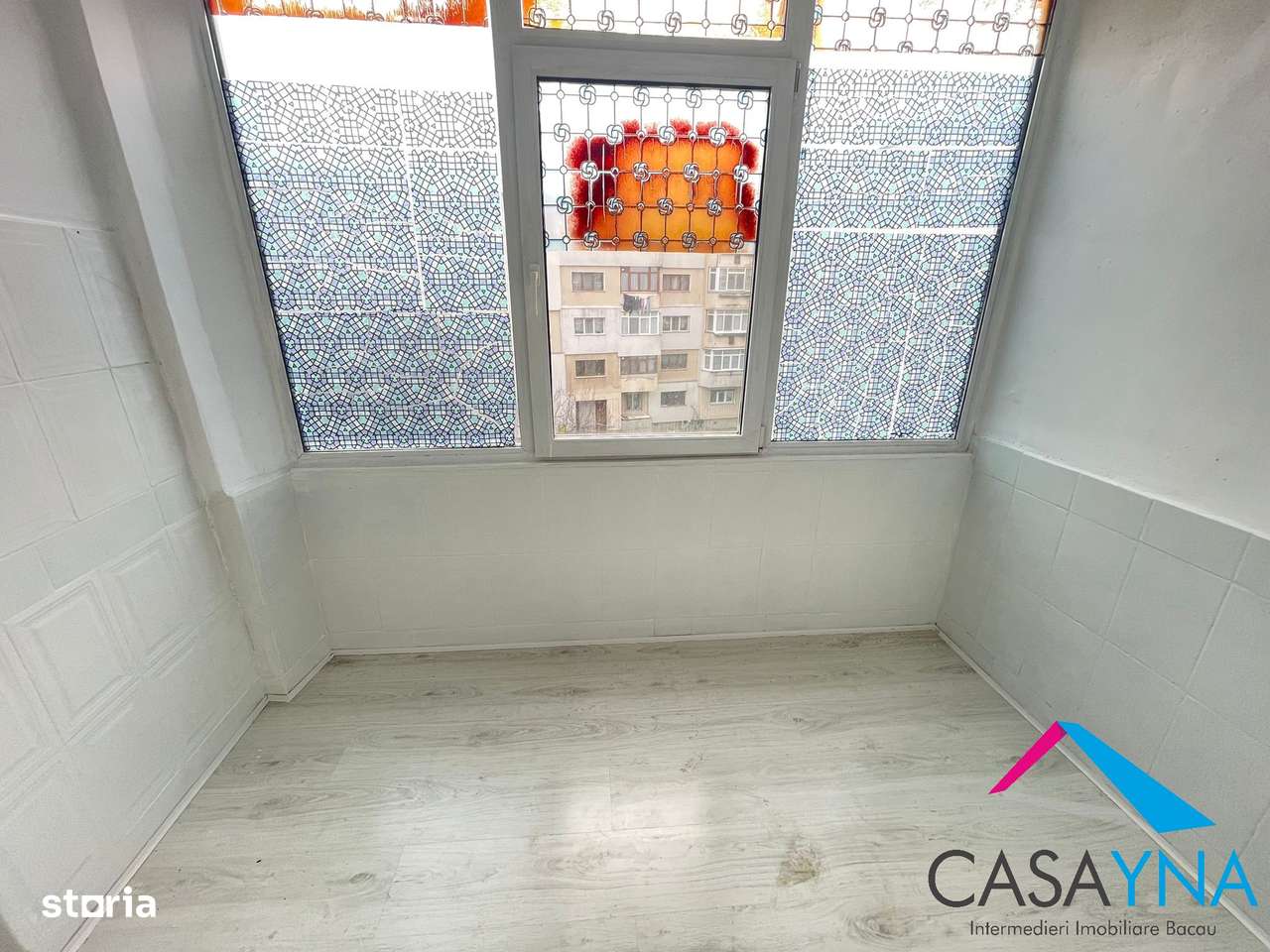 Decomandat- 2 camere, etaj 3, zona Nord - Imagine principală: 5/7