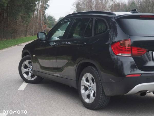 BMW X1 sDrive18d Sport Line - 37