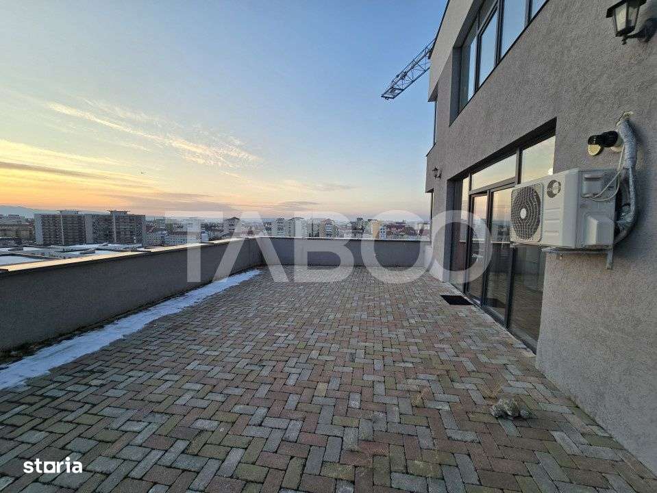 Penthouse 3 camere de vanzare 70 mpu terasa 58 mp zona Doamna Stanca - Imagine principală: 4/11