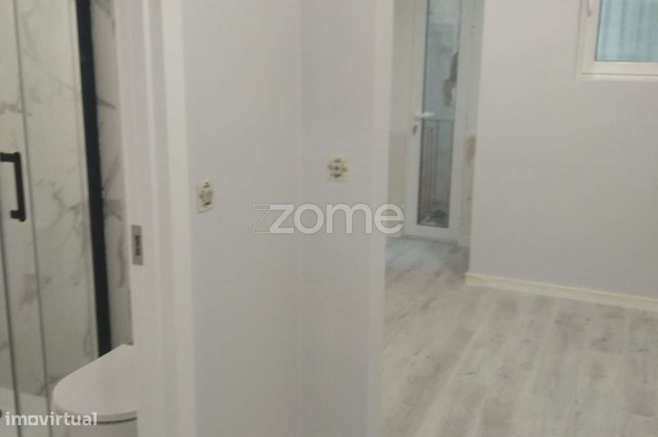 T2 Remodelado em Dafundo - Grande imagem: 4/16