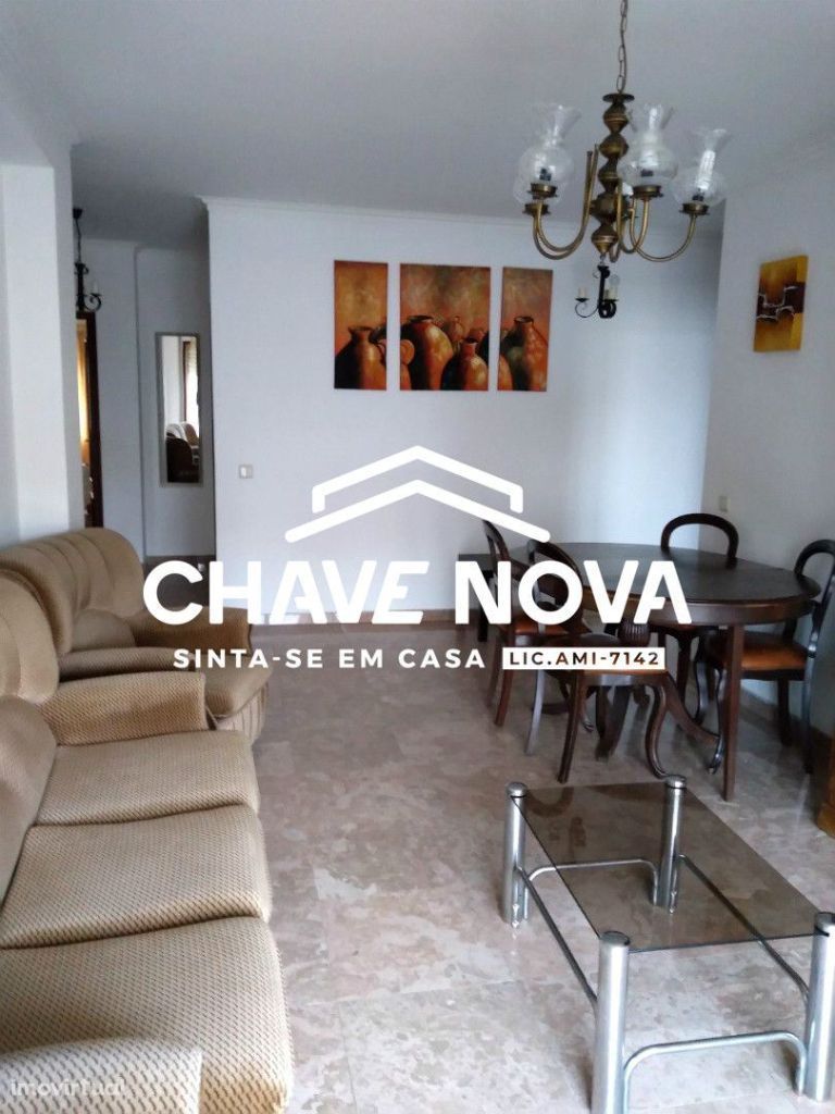 Apartamento T-2 em São João da Madeira