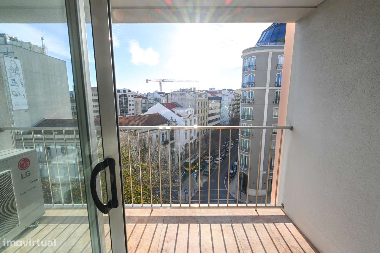 Apartamento no Saldanha, T2 com 177m2, edifício "Saldanha Prestige" - Grande imagem: 5/19