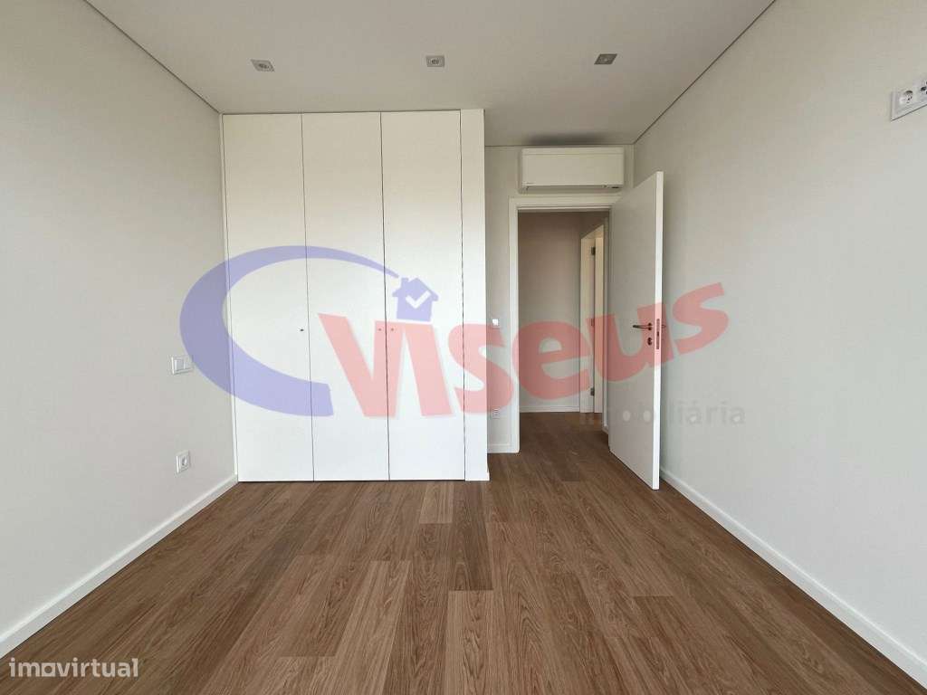 T4 Penthouse com Terraço Canidelo-23