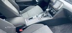 Volkswagen Passat Variant 2.0 TDI SCR DSG BlueMotion Comfortline - 13