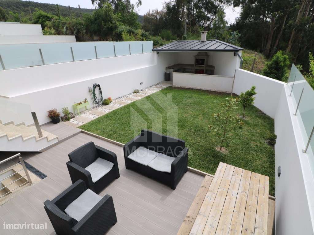 Venda Moradia Banda T3, em Esporões, Braga-3