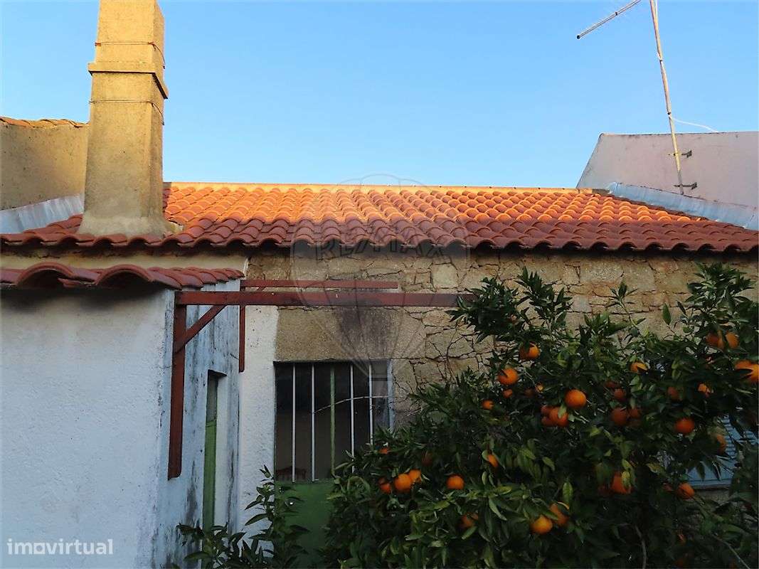 Moradia T2 para venda-17