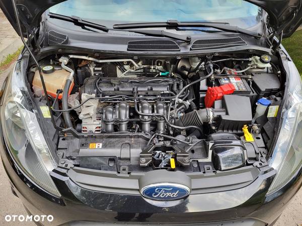 Ford Fiesta 1.25 Ambiente - 2