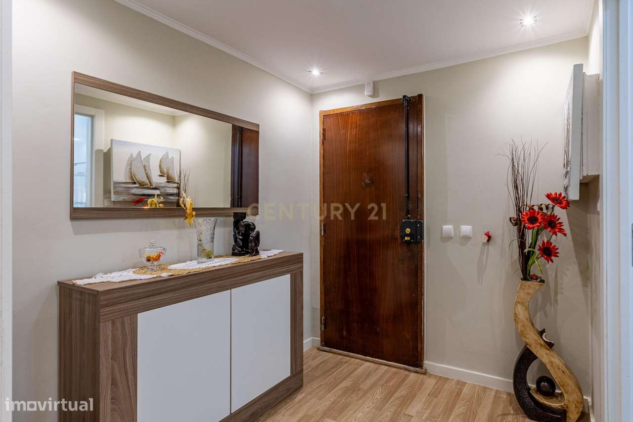 Apartamento Renovado T3 em Santo António dos Cavaleiros, Loures - Grande imagem: 4/23