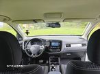 Mitsubishi Outlander 2.0 Intense 4WD CVT - 15