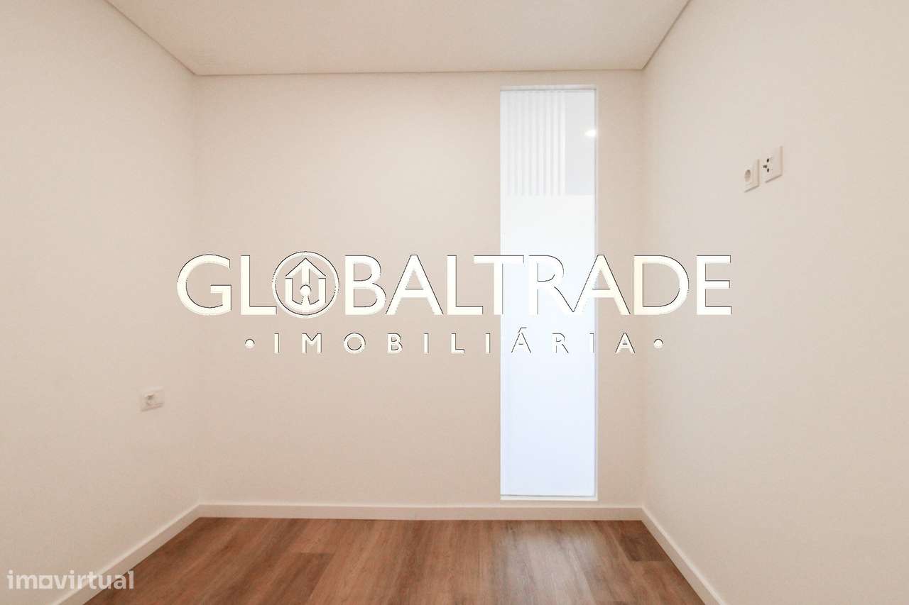 Apartamento T2 Renovado em Leça do Balio-31