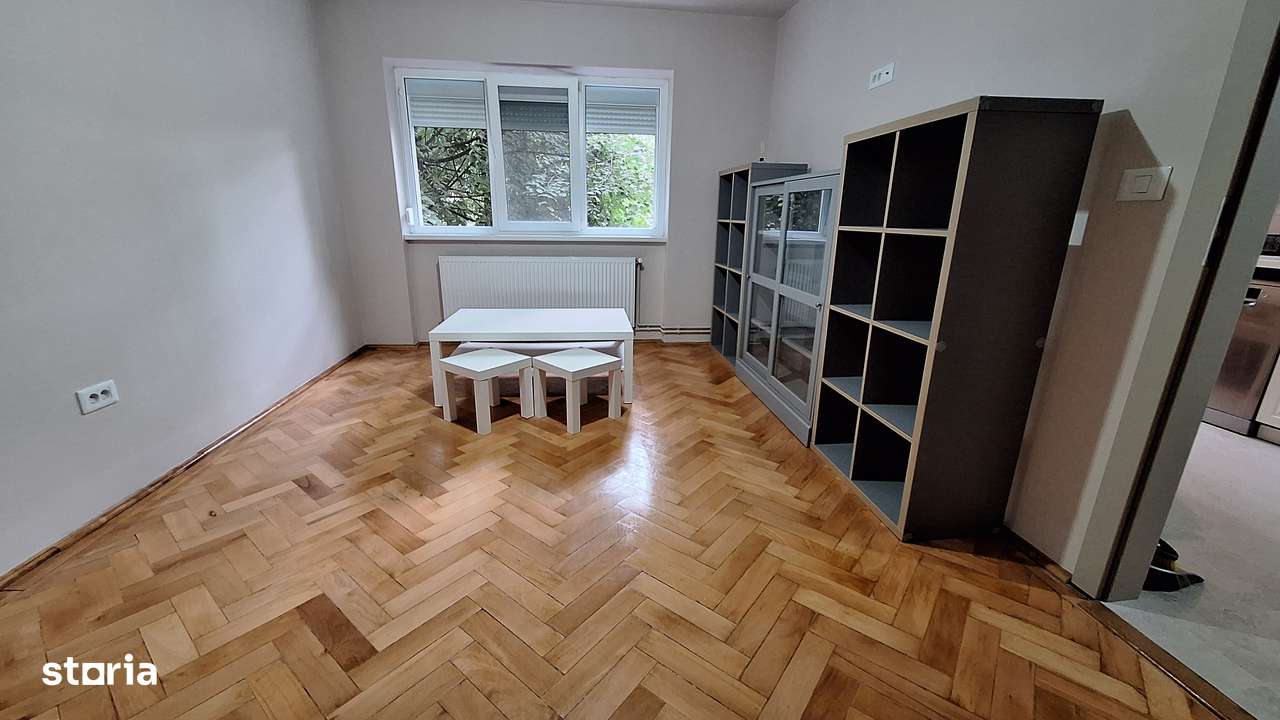 De închiriat 2 camere Podgoria, etaj 1, mobilat la preferință - Imagine principală: 3/11