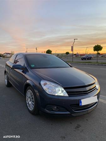 Opel Astra GTC 1.7 CDTI DPF (119g) Sport - 33