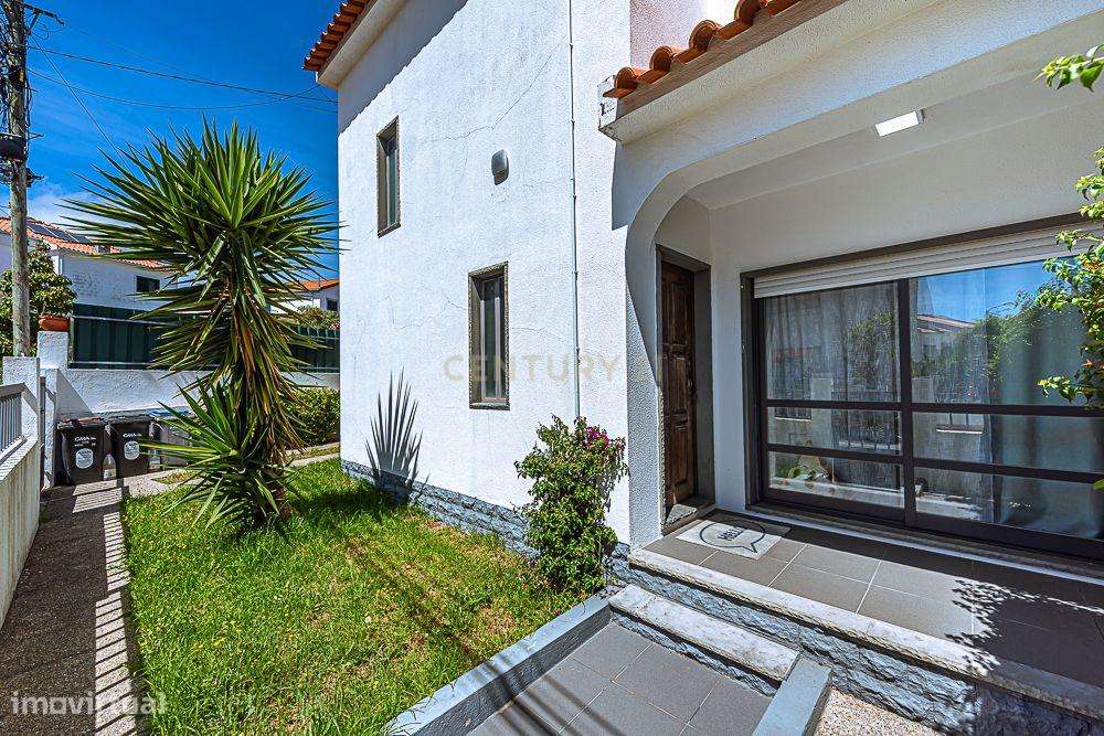 Moradia Geminada T4 com Escritório Independente | Quinta do Chiado-22