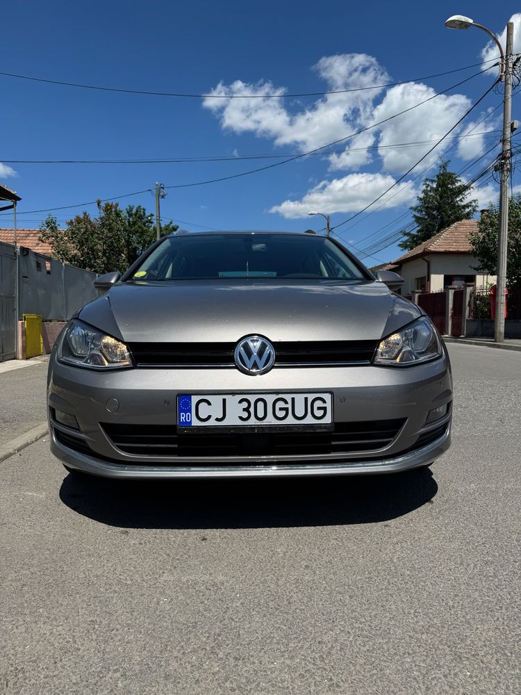 Volkswagen Golf VII [2012 - 2020] 1.6 TDI DSG Comfortline 2016