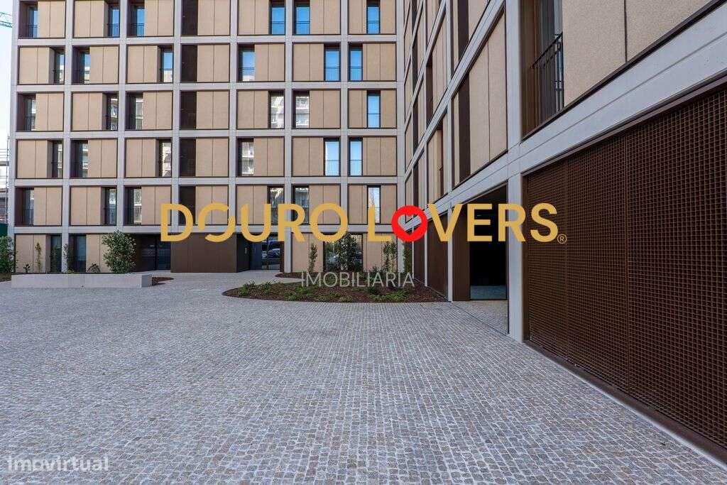 APARTAMENTO T4 | VARANDA | JARDINS D'ARRÁBIDA-14