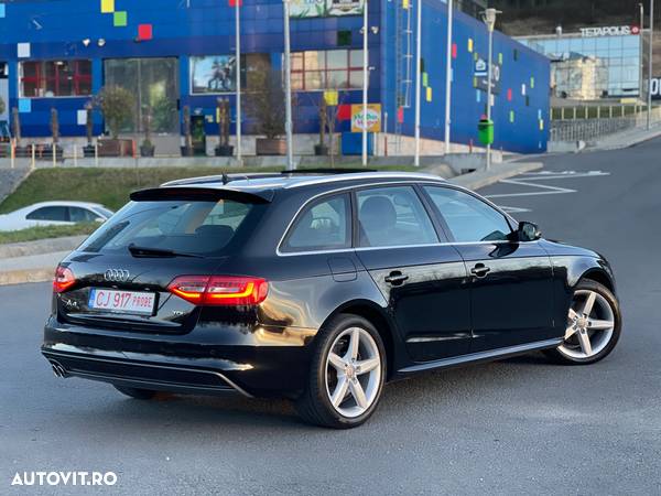 Audi A4 Avant 2.0 TDI DPF multitronic S line Sportpaket - 3