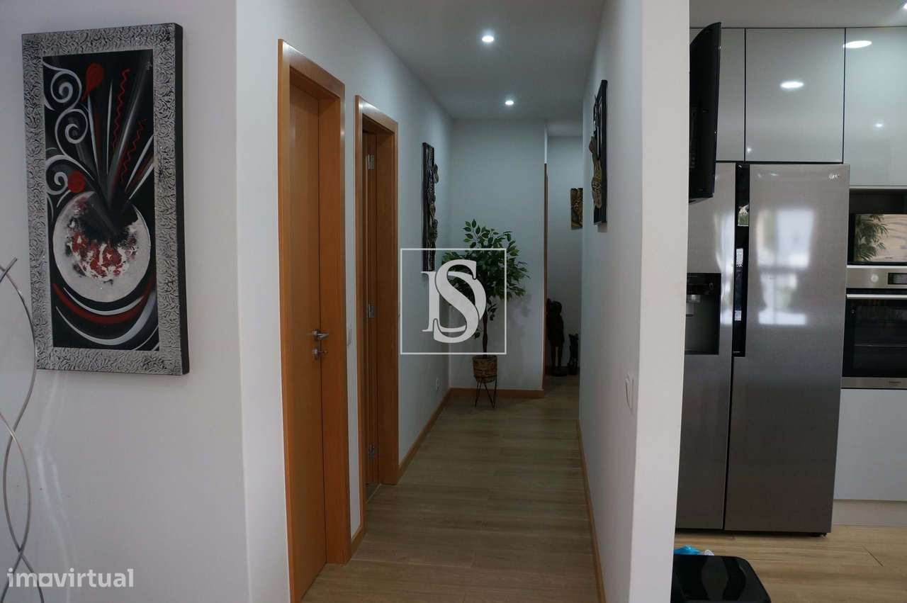 Moradia Isolada T3 em Vilar de Andorinho-40