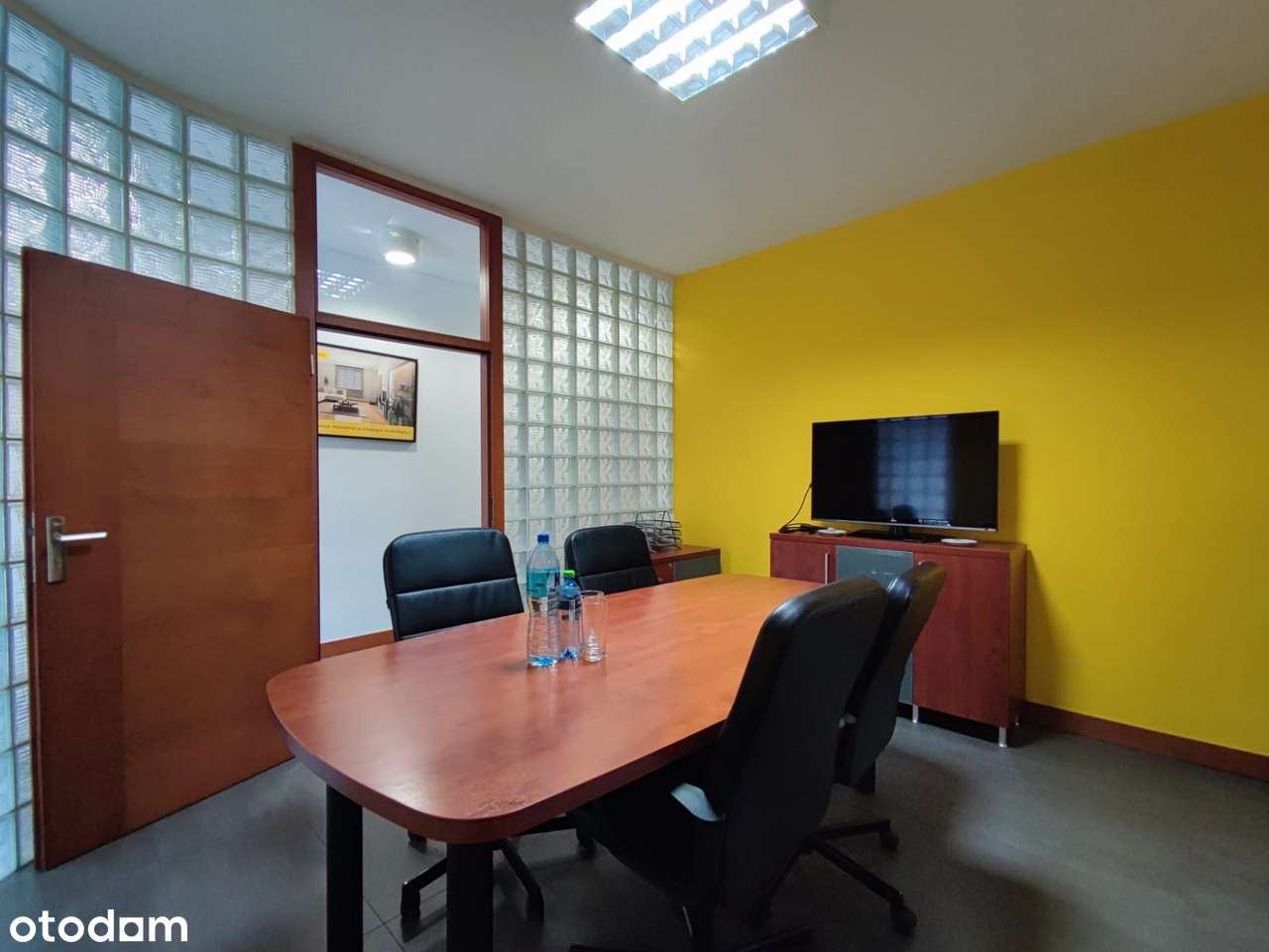 Lokal mieszkalny lub lokal biurowo-usługowy, 78 m2, 3 pokoje-0