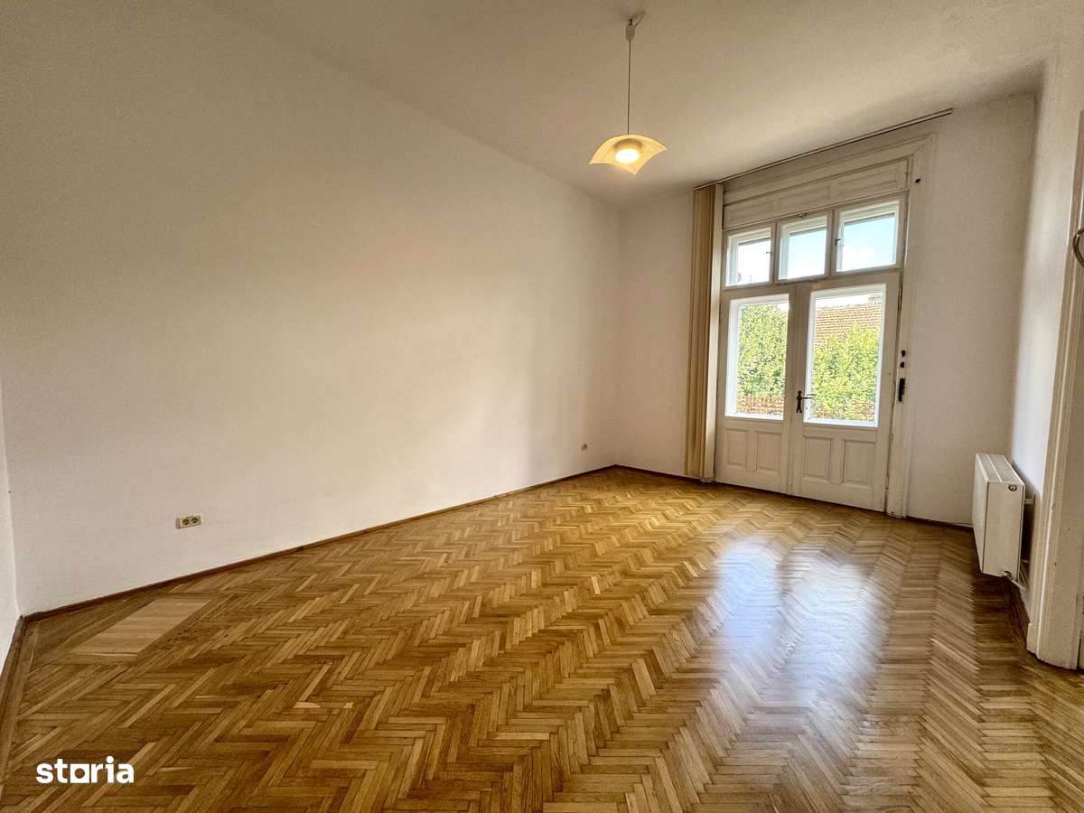 Vand apartament 3 camere, ultracentral, Piata Mica-3