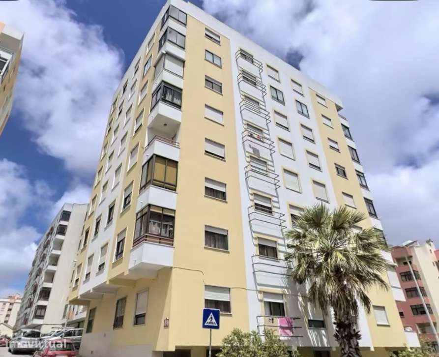 Apartamento T2 à venda na Avenida Santa Maria, Cacem - Grande imagem: 4/19