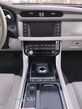 Jaguar XF 2.0 T Prestige - 10