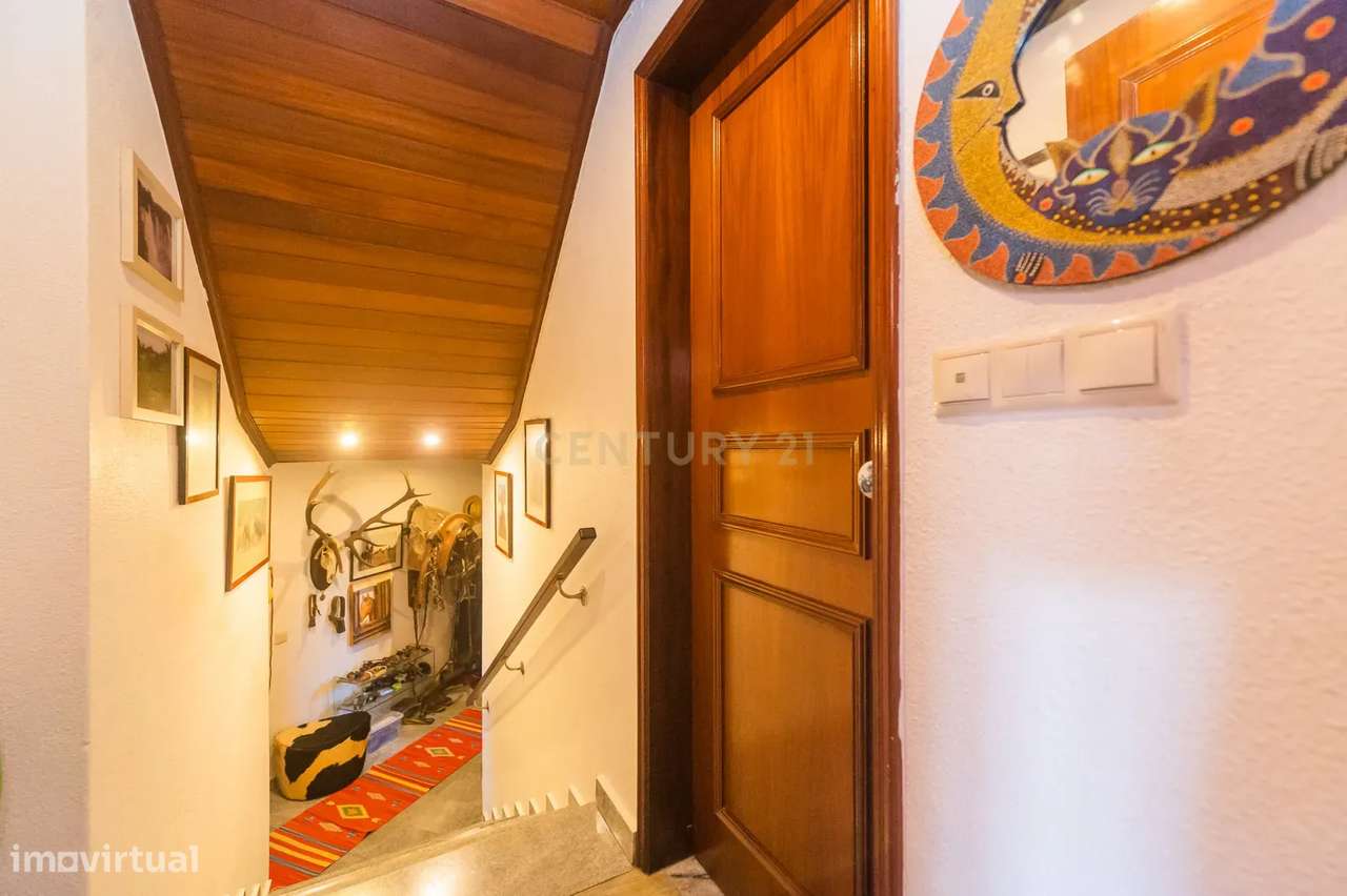 Magnífica Quinta com 5000m2 localizada no Casal da Granja-Sintra-21