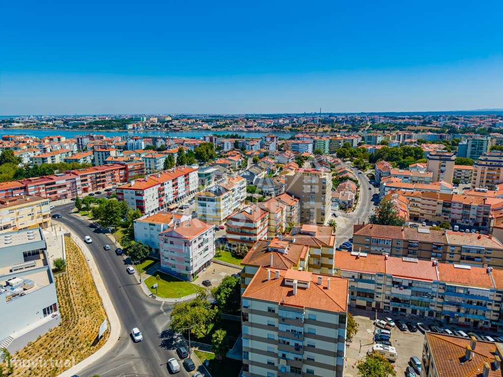 Excelente Apartamento T2 nas Paivas - Ótimo Potencial e Localização...-55