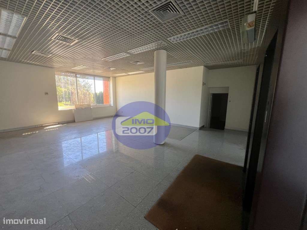 Loja em São Paio de Oleiros-8