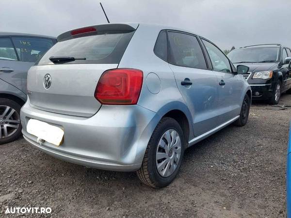 Aripa dreapta spate Volkswagen Polo 6R 2010 HATCHBACK 1.2 i CGPB - 1