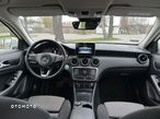 Mercedes-Benz GLA 180 7G-DCT - 11