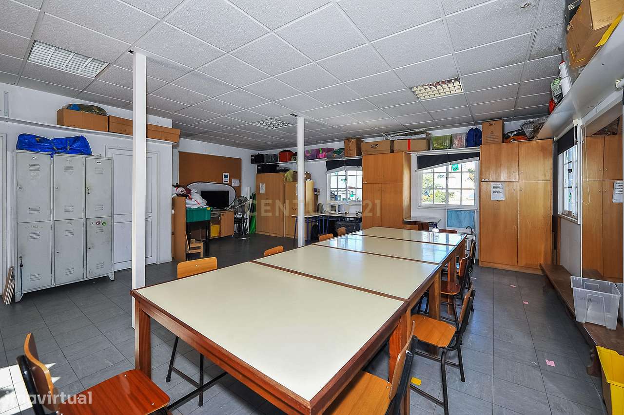 Imóvel com negócio (colégio)– Centro da Parede, Cascais-23